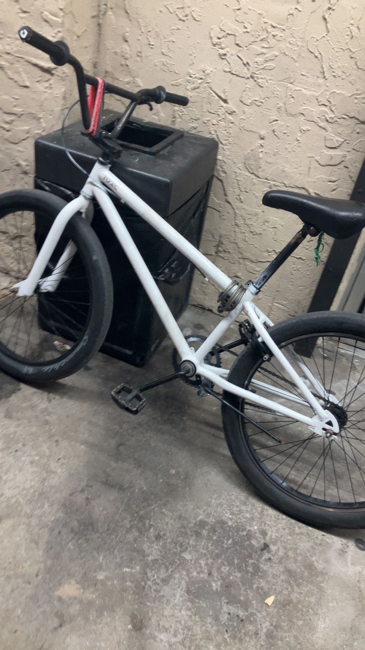 24 Inch Wheelie Bike