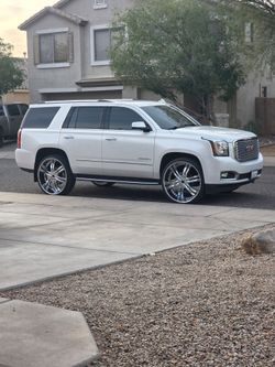 2017 GMC Yukon