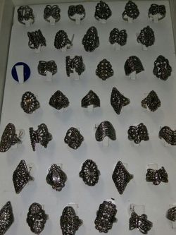 Stainless steel. Ring.