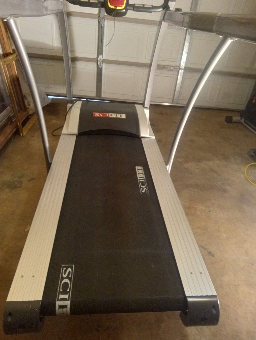 🔥SCiFIT Nice Commercial Treadmill 🔥