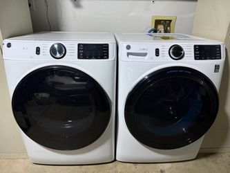 GE Washer and Dryer (gas) 4.5 cu ft
