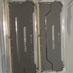 CORSAIR VENGEANCE RGB PRO 32GB (2x16GB) DDR4 3600MHz