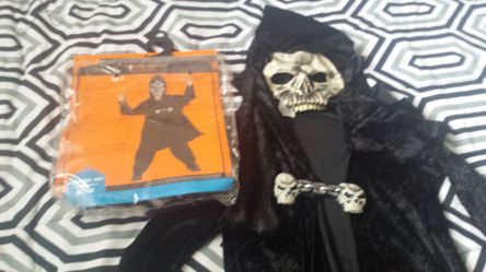 Size 7-8 boys Halloween costume