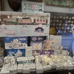 The sugar town by precious moments complete collection, Sugartown express train buildings figures