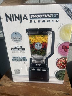 Ninja SmoothieIQ  1400 W. Blender 