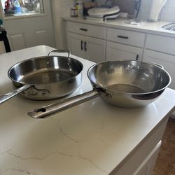 Emeral  wock and pan