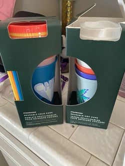 Starbucks re useable cups