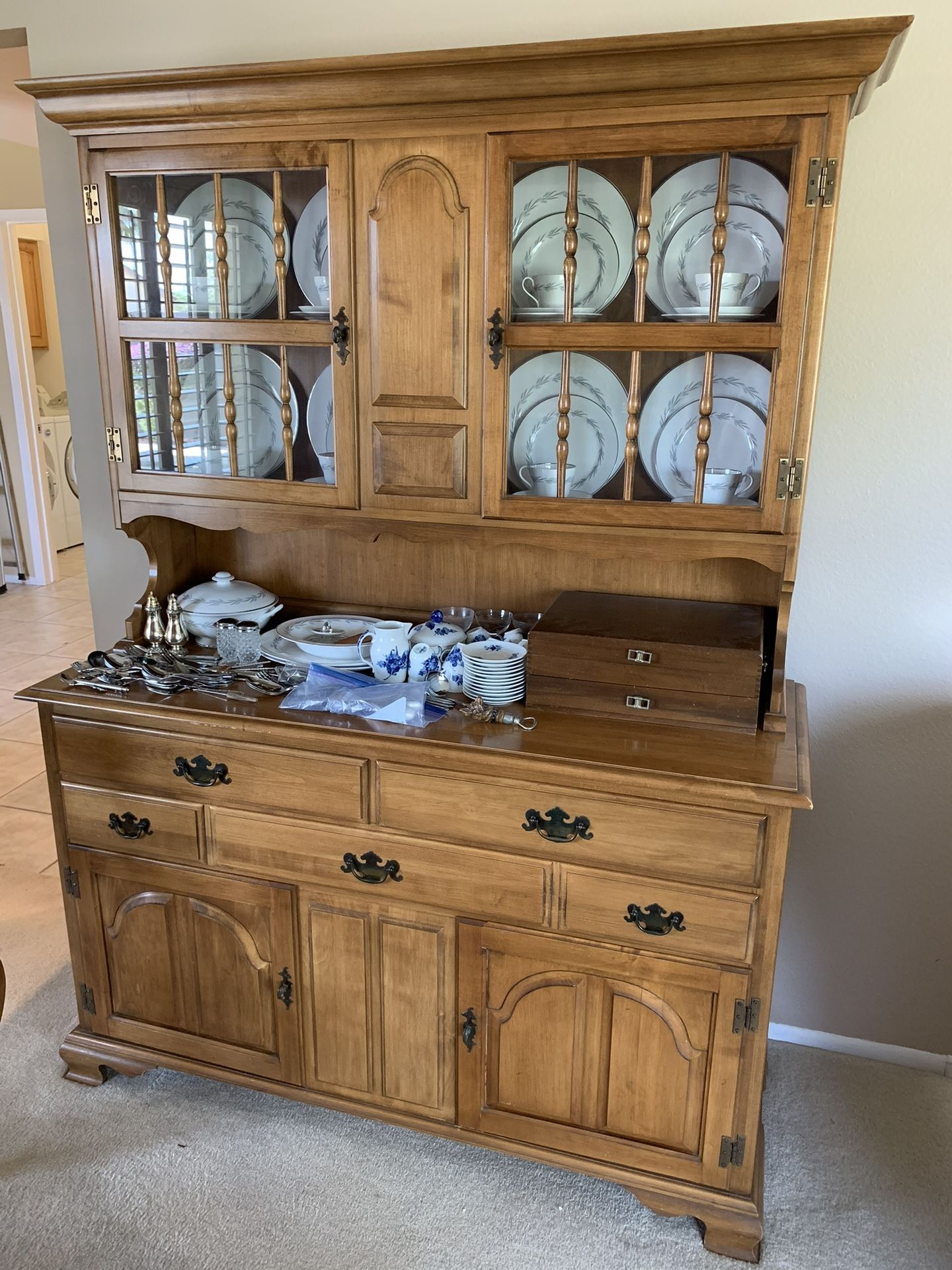 China Hutch for Sale in Phoenix, AZ OfferUp