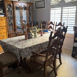 For Sale - Dinning Room Set - Table, 8 Chairs, China Caninet
