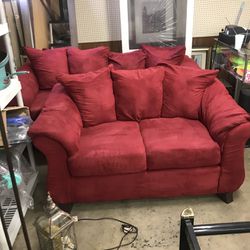 Maroon Couch set with picture