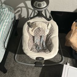Graco Baby Swing 