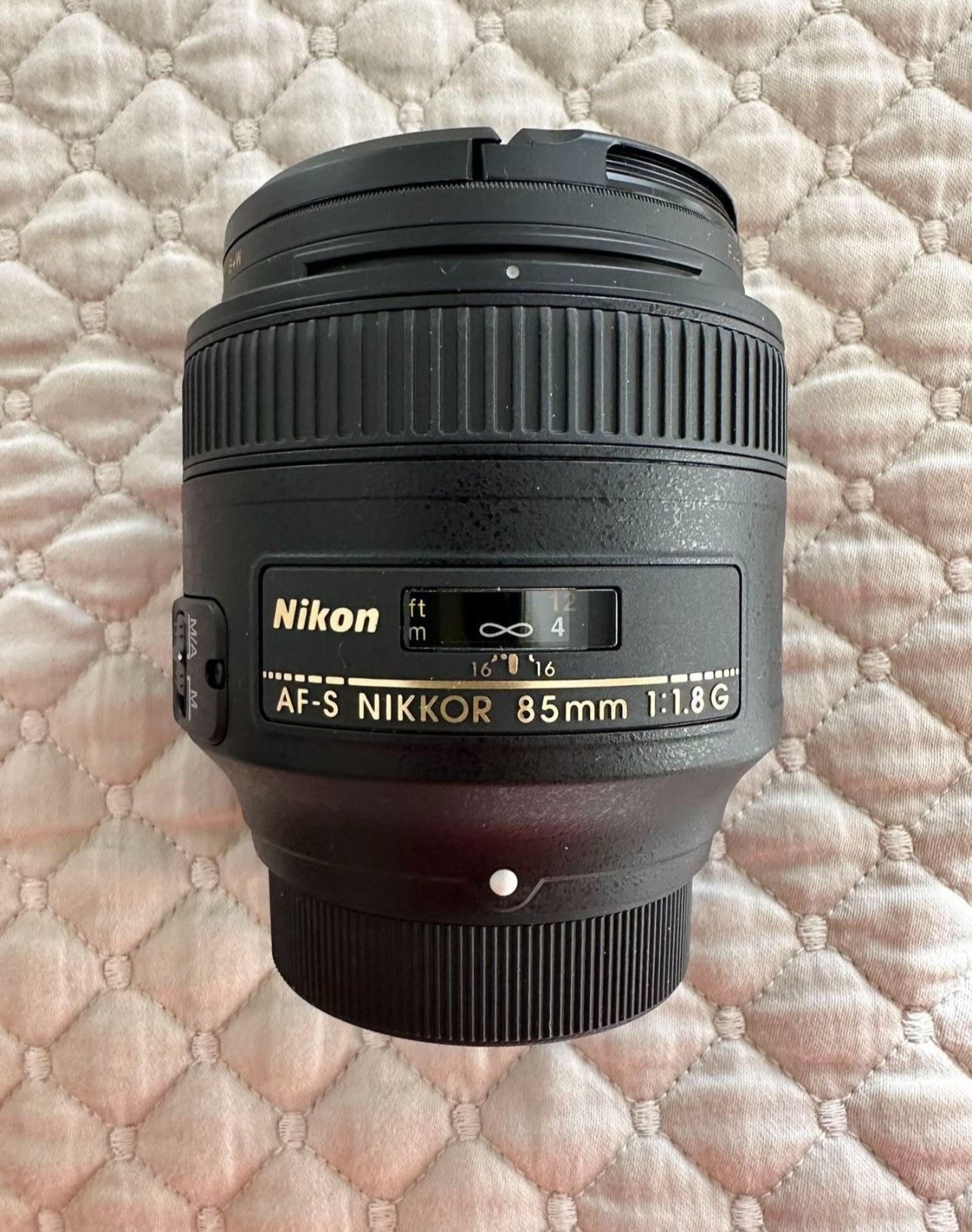 Nikon 85mm 1.8 Lens