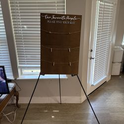 Seating chart board