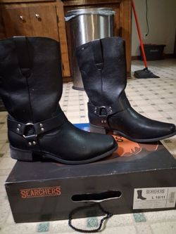 Searchers black boots with buckle