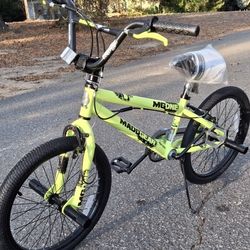 Brand New 20" Trick Bike With Pegs Bmx