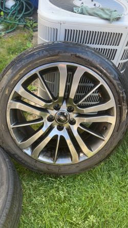 Range Rover Sport OEM rims