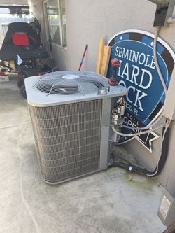Ac unit condenser 2022 carrier Goodman Rheem in stock sale
