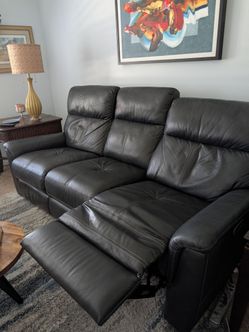 Recliner sofa