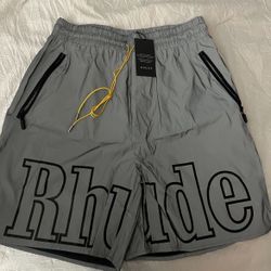 Rhude Shorts Size Medium-XL