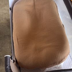 Snuggle Me With 2 Covers 