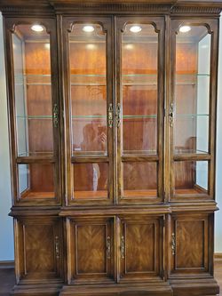 Drexel Heritage Dining  Suite