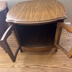 Vintage/antique Wood Side Table. 