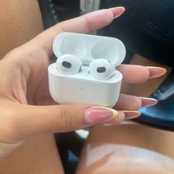 AirPod Gen 3 