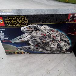 Lego Star Wars Number 75257 Millennium Falcon Brand New Retail Value 160 Asking 80 Firm for Sale in San Diego CA OfferUp