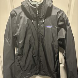 Men’s Patagonia Medium Size Rain Jacket - Black