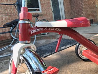 Radio red flyer tricycle