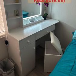 $160, Used Desk with Hairlist