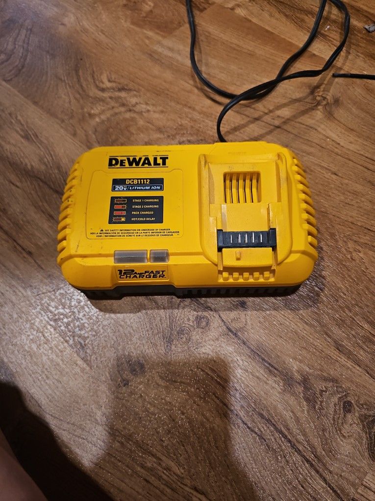 Dewalt fast charger