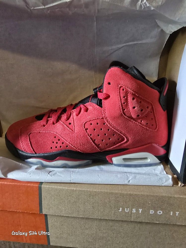 Air Jordan Retro 6 (GS)