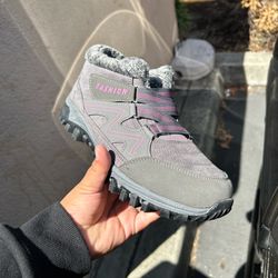 Women’s Snow Boots 