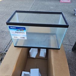 Fish Tanks And Accessories