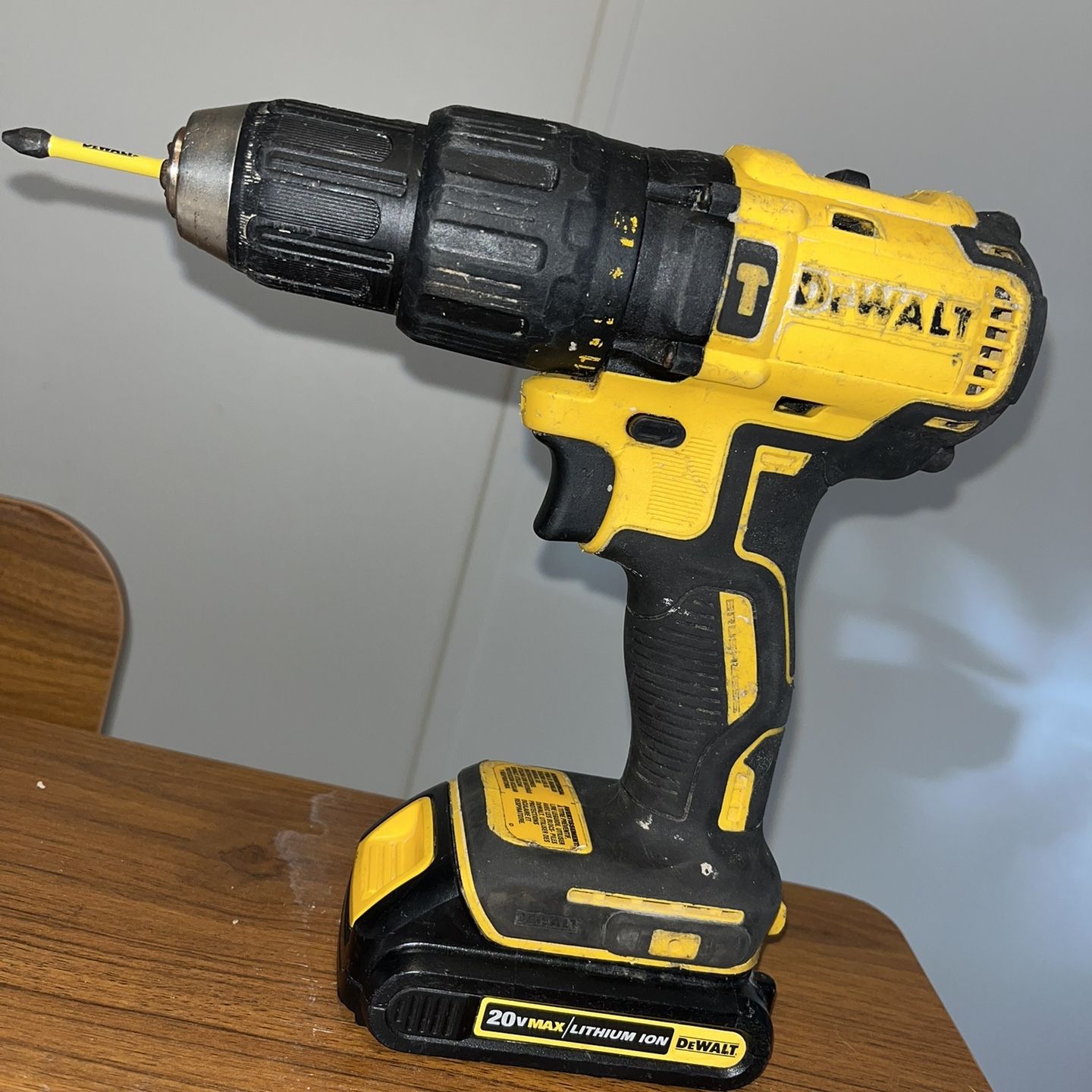 Dewalt DCD778 Cordless Hammer Drill With Battery