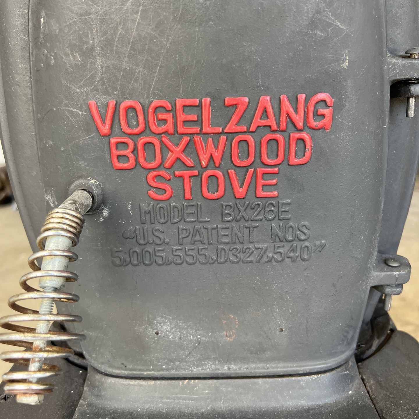 Vogelzang Cast Iron Standard Boxwood Wood Stove (BX26E) for Sale in  Corinth, TX - OfferUp