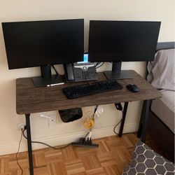 Computer Desk Sleek And Modern - 38 Inches  And Can Fit Two Monitors Perfect Set Up 