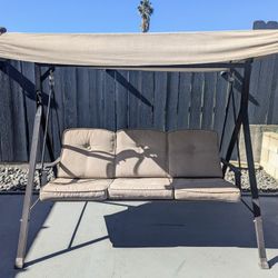 ***Mainstays-3-Seat Cushion Swing with Canopy - WASHED & CLEANED *** *