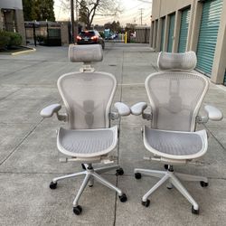 “Herman Miller Remastered Aeron Chairs Size B”