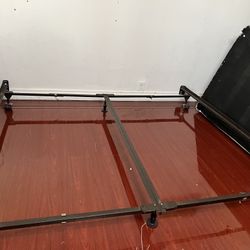 King Metal Bed Frame 