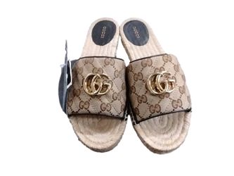 Gucci 620120 Beige / Tan