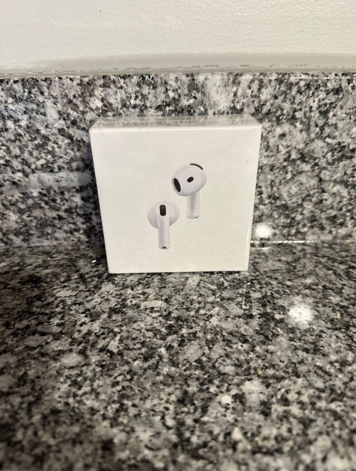 Gen 4 Apple Airpods