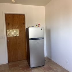 Mini Refrigerator With Freezer - Great Condition 