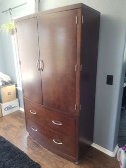 Armoire Entertainment Center