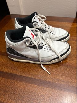 Air Jordan 3 retro cement grey  size 9