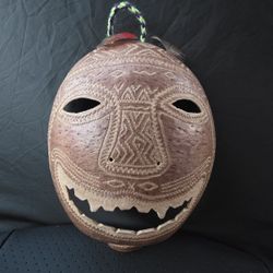 Hand-Carved Gourd Mask – Tribal Folk Art Décor