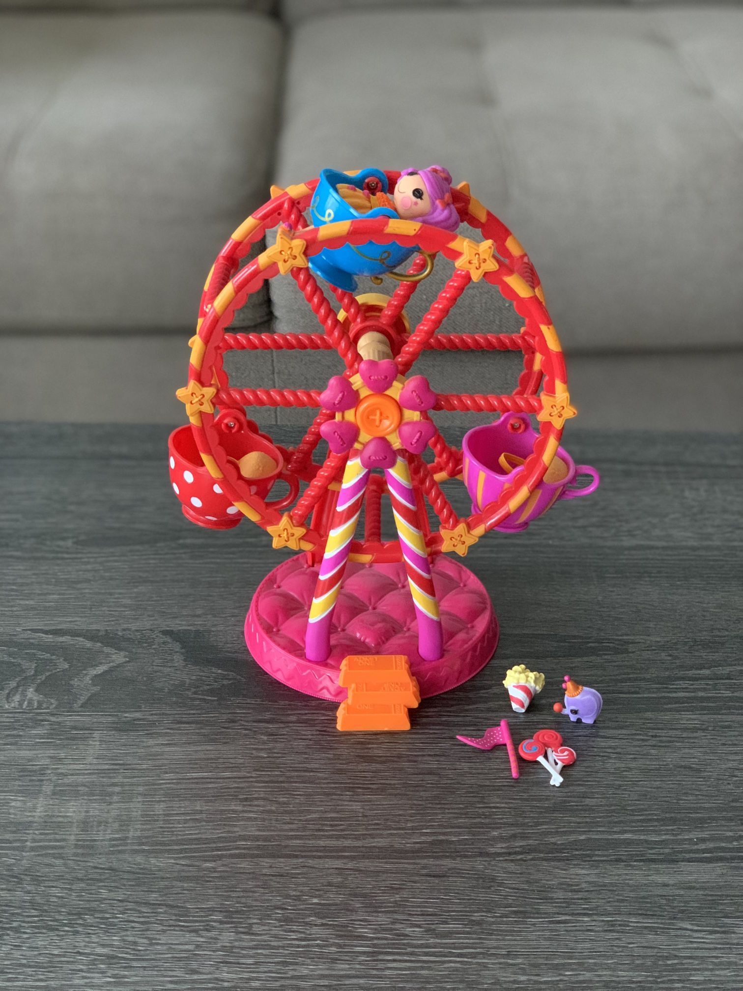 Lalaloopsy Ferris Wheel