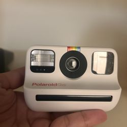 PolaroidGO