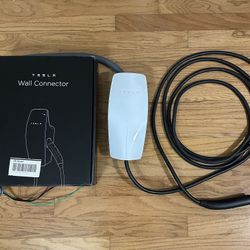 Tesla Wall Connector